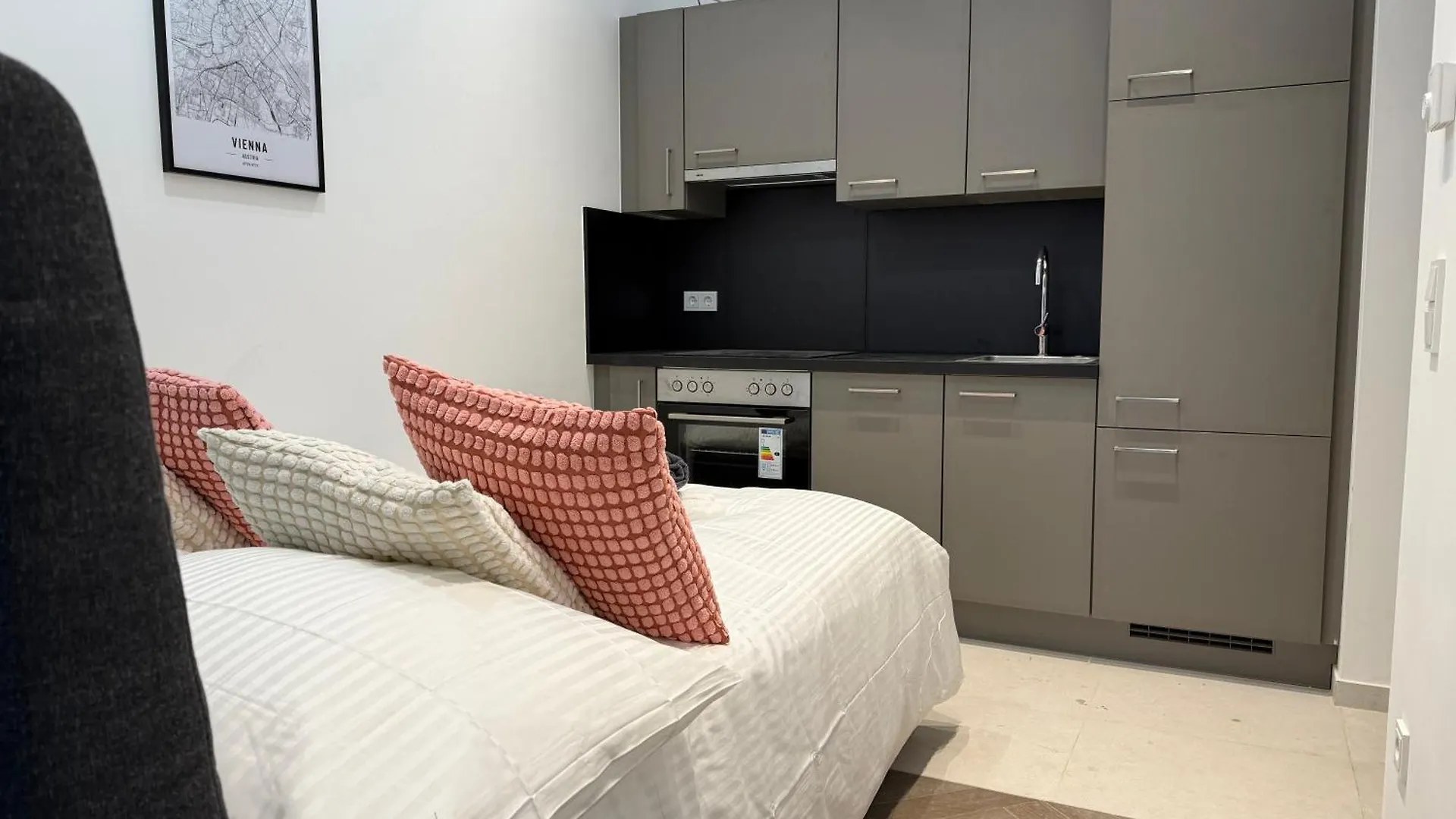 Renovated Premium Central Apartment Vienna
