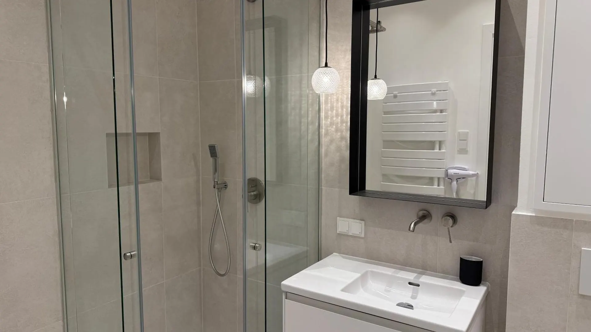 Renovated Premium Central Apartment Bécs