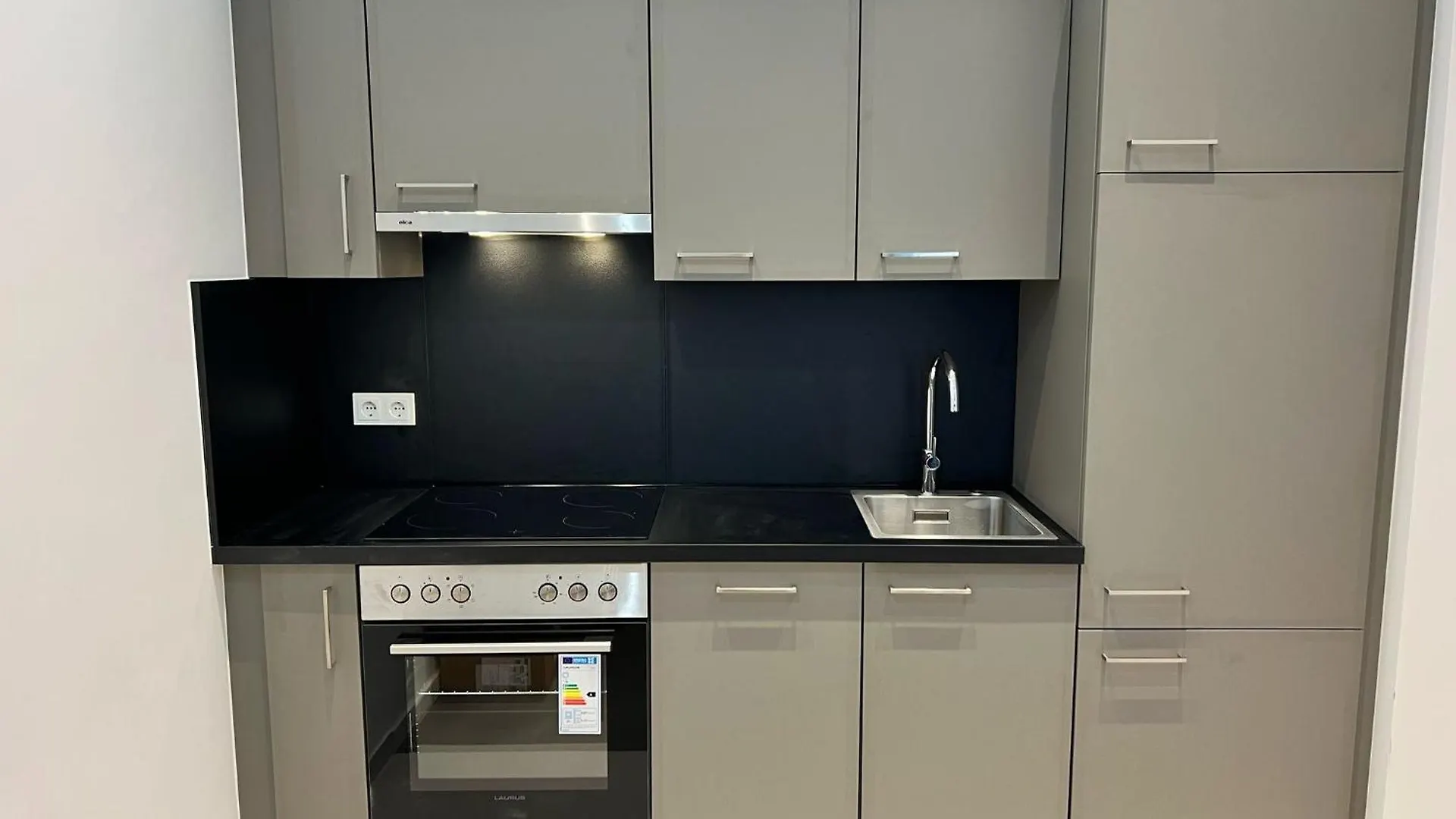 Renovated Premium Central Apartment Bécs